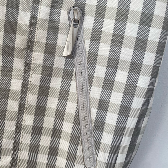 Nike Golf Tote Bag,Bucket Bag,Gym Bag,Overnight Bag, Neutral,Washable - Picture 4 of 13